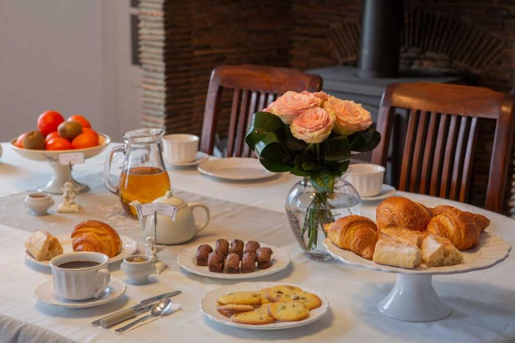 Couette & Confitures Bed and Breakfast Nojeon-en-Vexin Εξωτερικό φωτογραφία